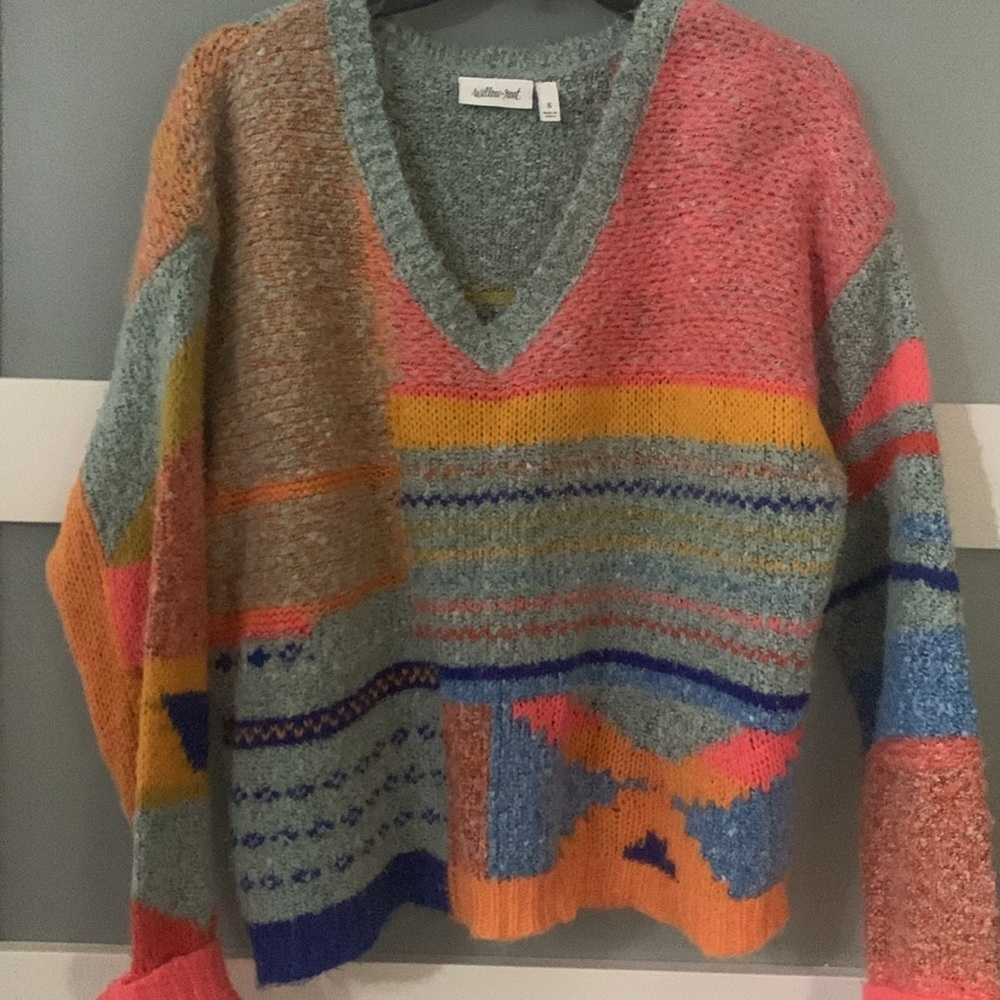 Colorful Patchwork V-Neck Sweater - Picture 3 of 4